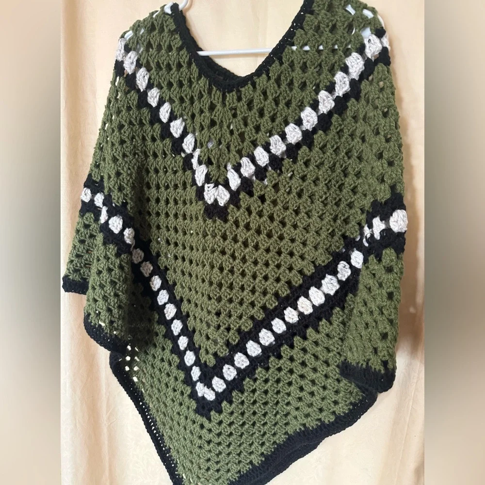 Crochet Poncho, Women’s size Large Handmade Army Green Color Crochet Poncho - Picture 3 of 6
